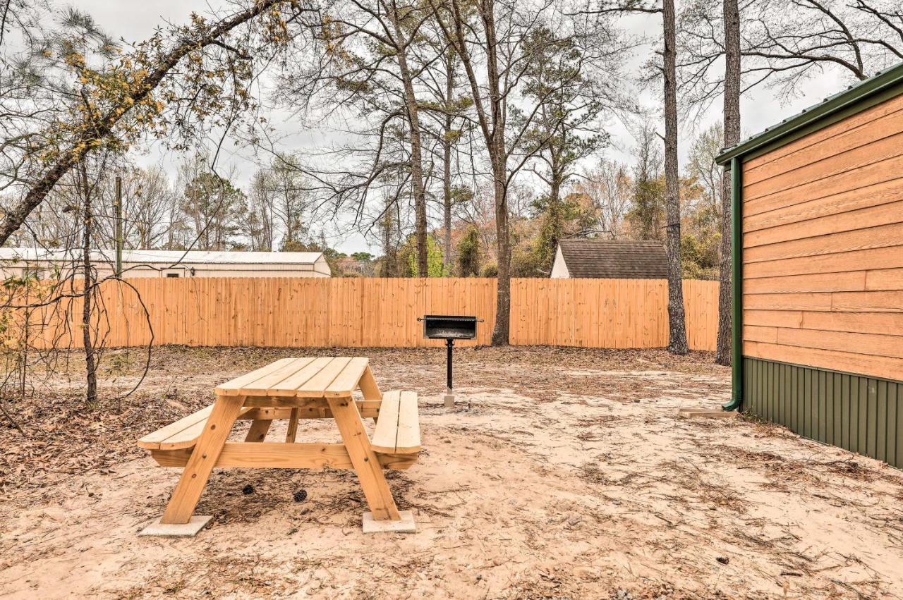 Charming New Bern Log Cabin - Pets Welcome! 외부 사진